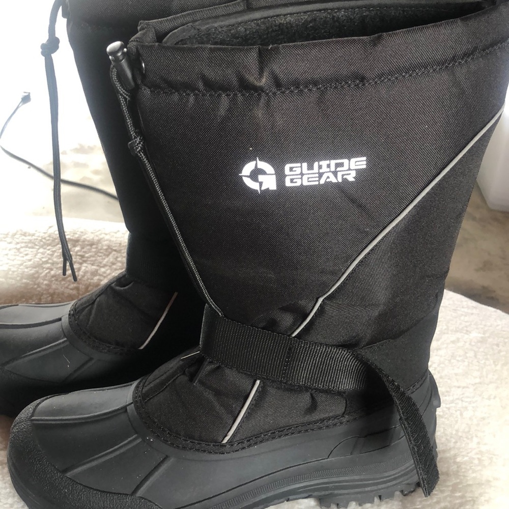 Men’s black Guide Gear snow boots size 12